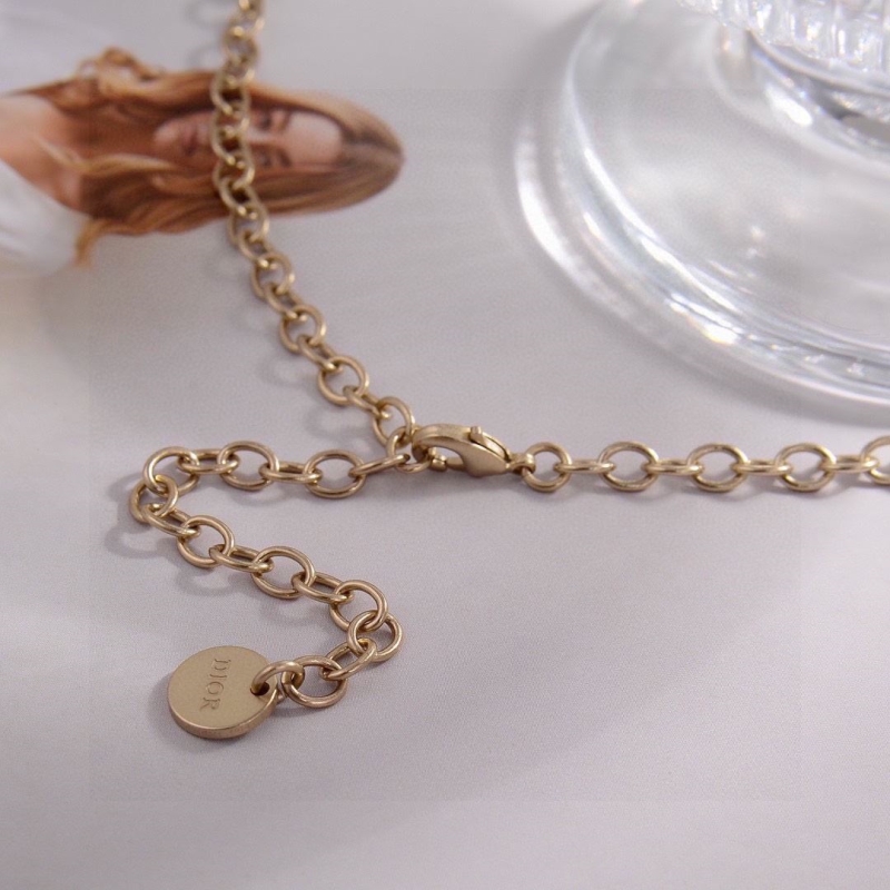 chr1st1an D10r necklaces